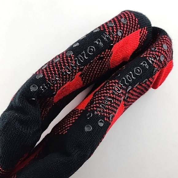 The Grinch Women's Reading Socks Red Black Knit Plaid Fleece Christmas Sz 5-10 - Picture 8 of 8